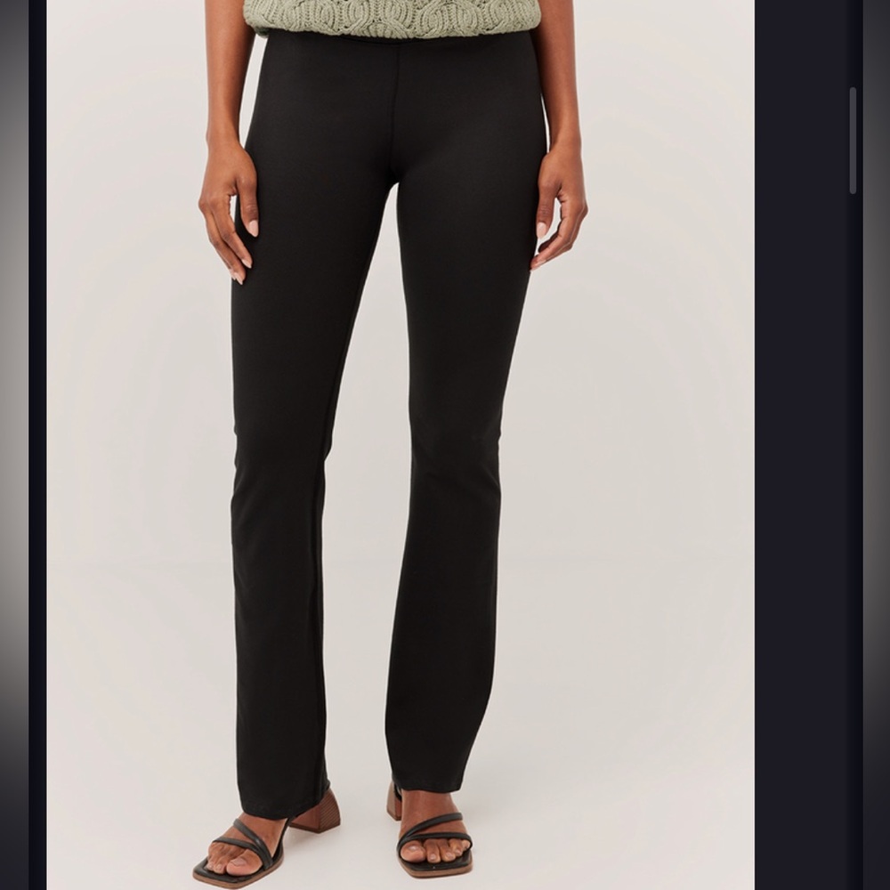 NWOT Pact On The Go Full Length Legging